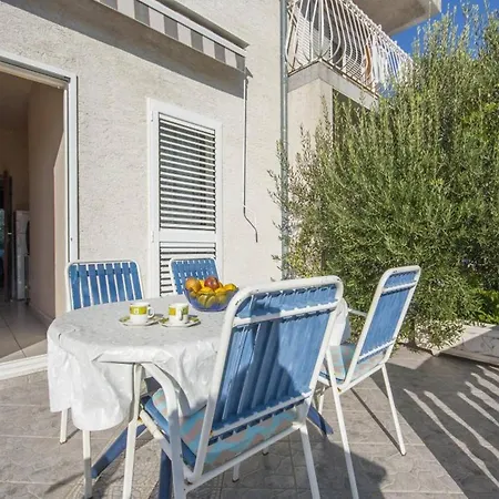 Apartman One-bedroom Near *