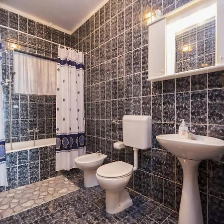 One-bedroom Near Brodarica (Sibenik-Knin)