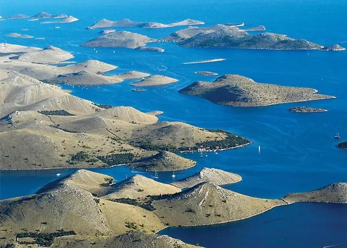 One-bedroom Near * Brodarica (Sibenik-Knin)