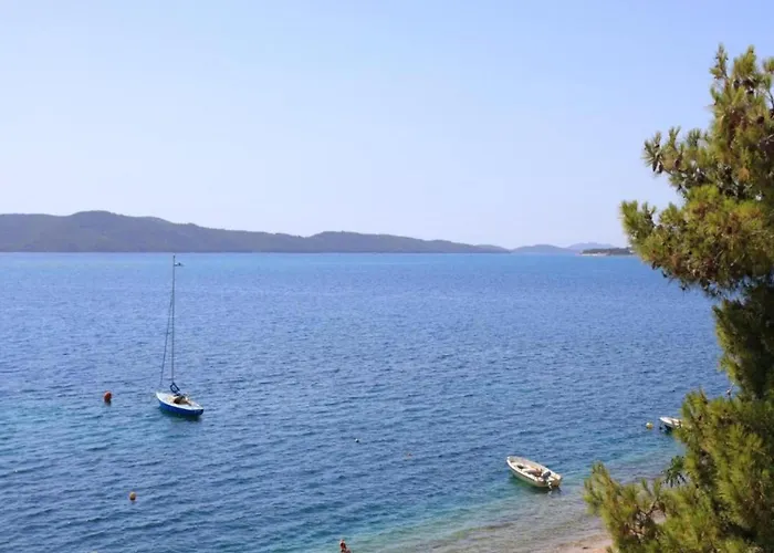 One-bedroom Near Appartement Brodarica (Sibenik-Knin)