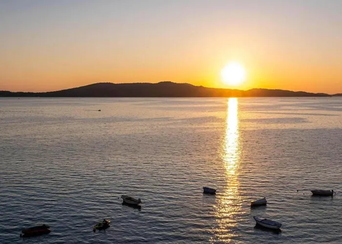 Apartament One-bedroom Near Brodarica (Sibenik-Knin)