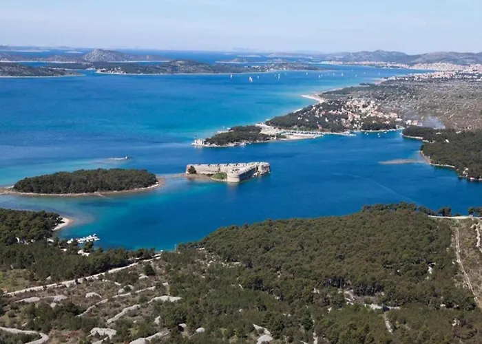 One-bedroom Near * Brodarica (Sibenik-Knin)